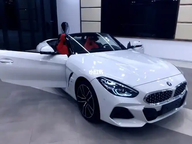 宝马敞篷轿跑车