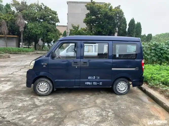 2011年开瑞面包车