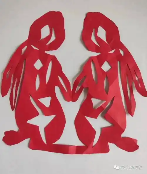 『金桥资讯』|| 巧手剪纸尽显创新,慧心领悟对称之美——福州金桥学校