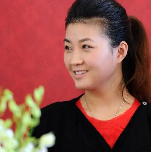 图文:付小芳四年世锦赛风采 在媒体见面会上