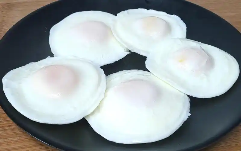 原来水煮荷包蛋这么简单,可惜知道人不多,这样做又圆又嫩不散花