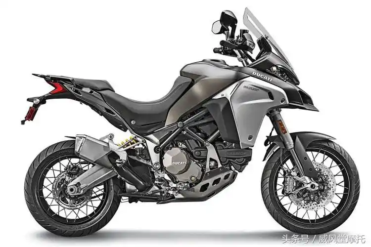 1200 enduro;前一年,被誉为"本田最可靠的摩托车"的非洲双缸满血复活