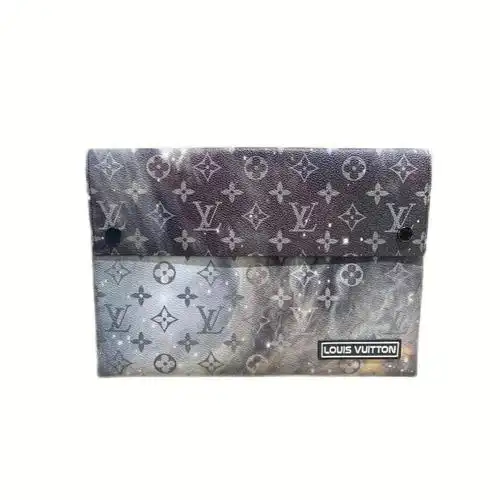 lv 限量星空系列 手包绝版狠货 尺寸28*19.