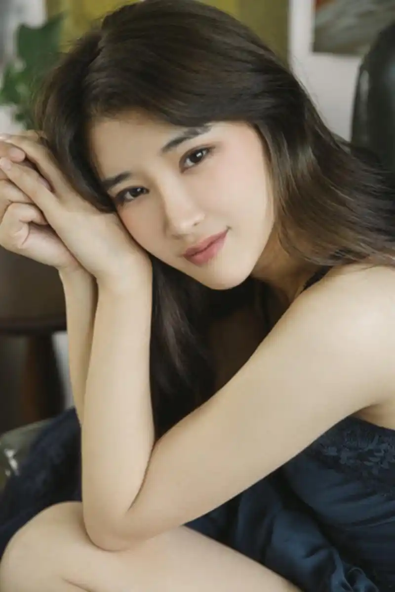 22年,女演员奚望一个人回家过年,母亲茹萍问女婿在哪儿?