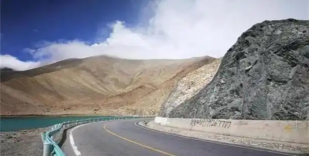 1968年,10000名解放军战士在中巴边境脱下自己的军服,伪装成巴基斯坦