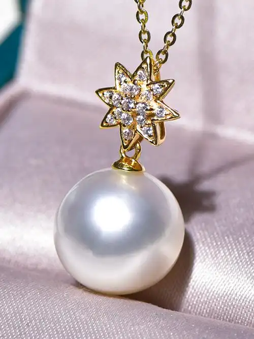 凤仪阁18k金南洋南洋澳白海水珍珠吊坠项链坠正圆颈饰