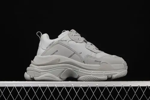 zg版本 balenciaga triple s 巴黎世家复古老爹鞋 a11210