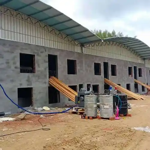 猪场顶棚保温养猪大棚彩钢瓦保温发泡