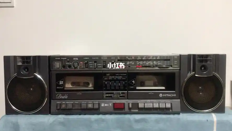 日立双卡收录机