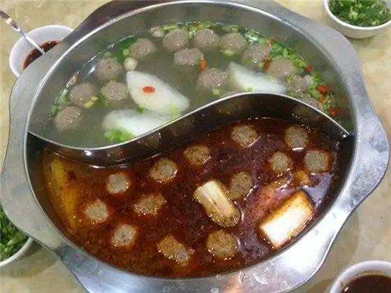 荥阳正宗潮汕牛肉丸火锅