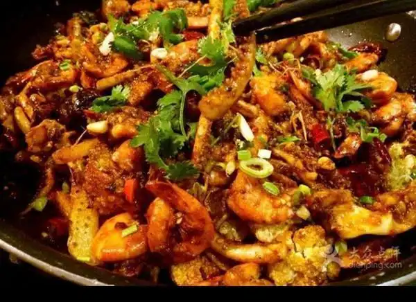 隔壁小孩都馋哭的鱿鱼虾