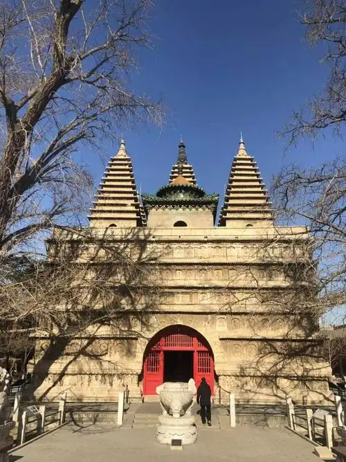 名寺北京五塔寺尘嚣世界的一杯清茶