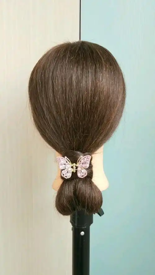 优雅气质甜美减龄必备款低丸子头发型教程-度小视