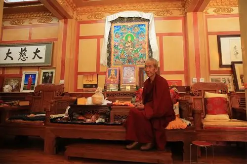 青海塔尔寺宗康活佛