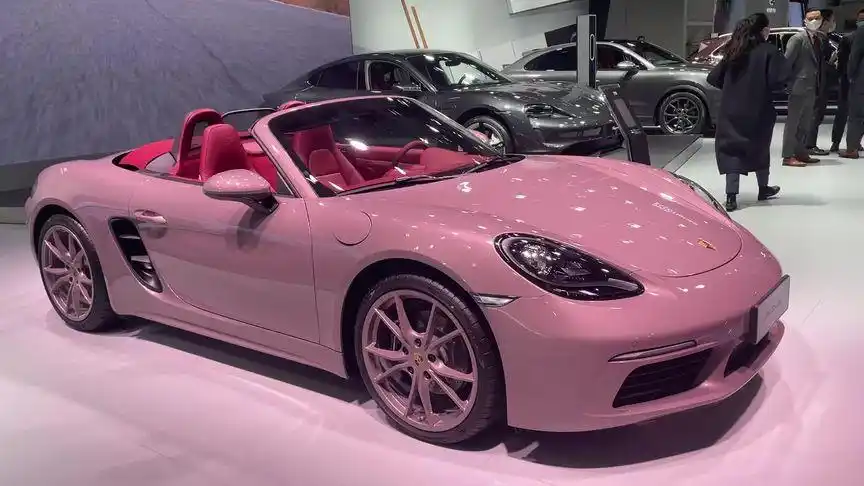 冰莓粉真的好温柔啊.#保时捷 #718boxster #冰莓粉