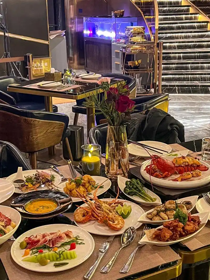 氛围感🈵️🈵️的餐厅🍴环境优雅高级.