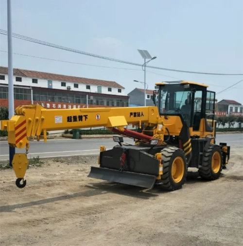 叉车改装吊车 叉车飞臂吊车 专业改装定做 可以自备叉车