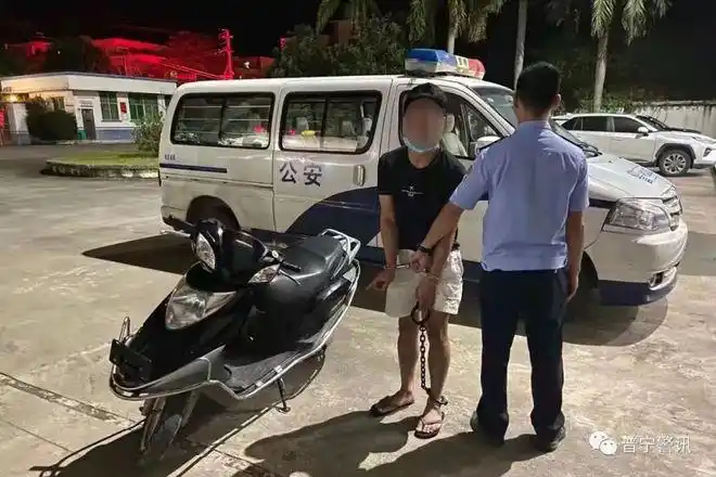 惠来小伙被戴上手铐,指认现场!