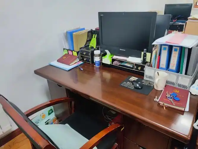 办公室办公桌大改造春日满满