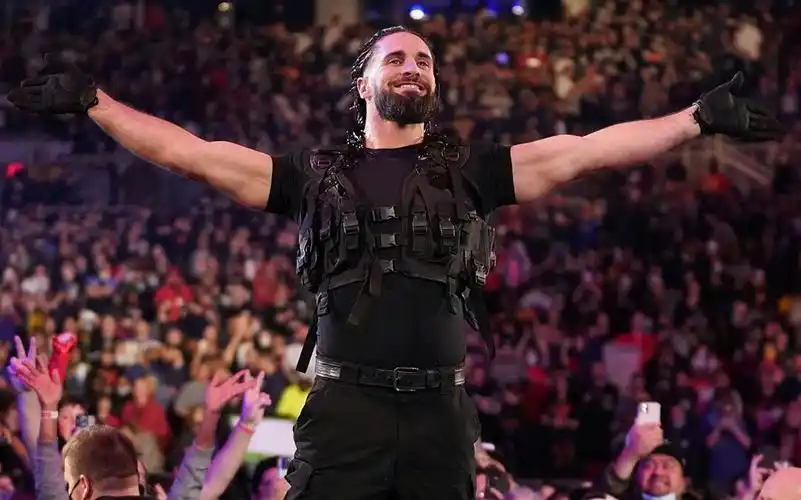 【wwe】王室决战2022:"愿景教主" 赛斯罗林斯独自圣盾军团式出场_哔哩