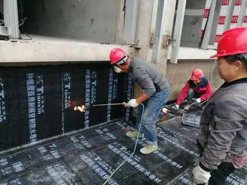 地下室顶板防水卷材施工