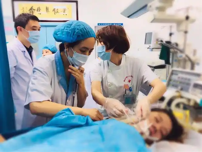 生死时速多学科(mdt)抢救命悬一线的急危重产妇