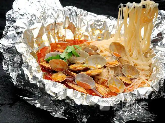 锡纸花甲粉招牌大虾金针菇花甲面推荐菜:台湾第一鲜秘制花甲粉(大润发