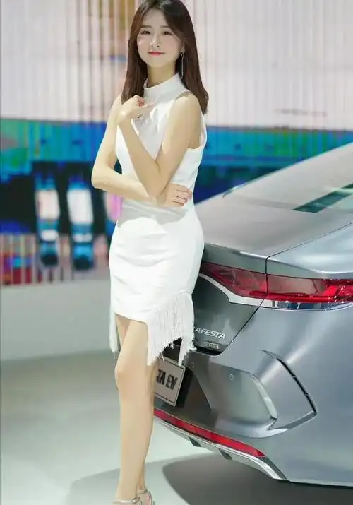 最美车模苏宁事业巅峰时选择结婚粉丝流失一半现今再次复出