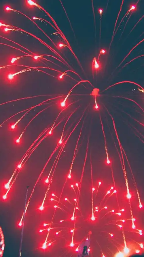 晚上,红色,节日 1080x1920 iphone 8/7/6/6s plus 壁纸,图片,背景