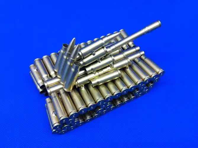 p>弹壳工艺品,又称子弹壳工艺品,弹壳模型.