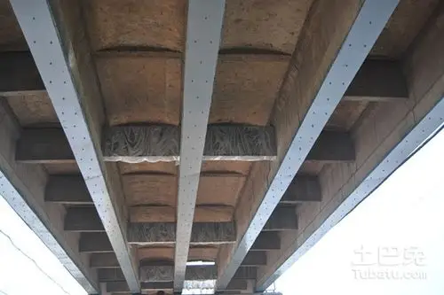 横隔板施工方案详解