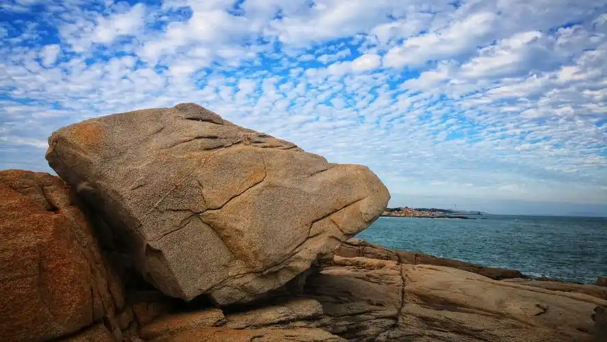 196张图片记录海边山上鬼斧神工,千姿百态,惟妙惟肖的石头