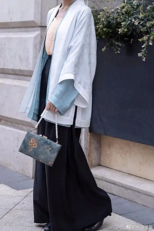汉服穿搭推荐—夏末初秋女子宋制便服