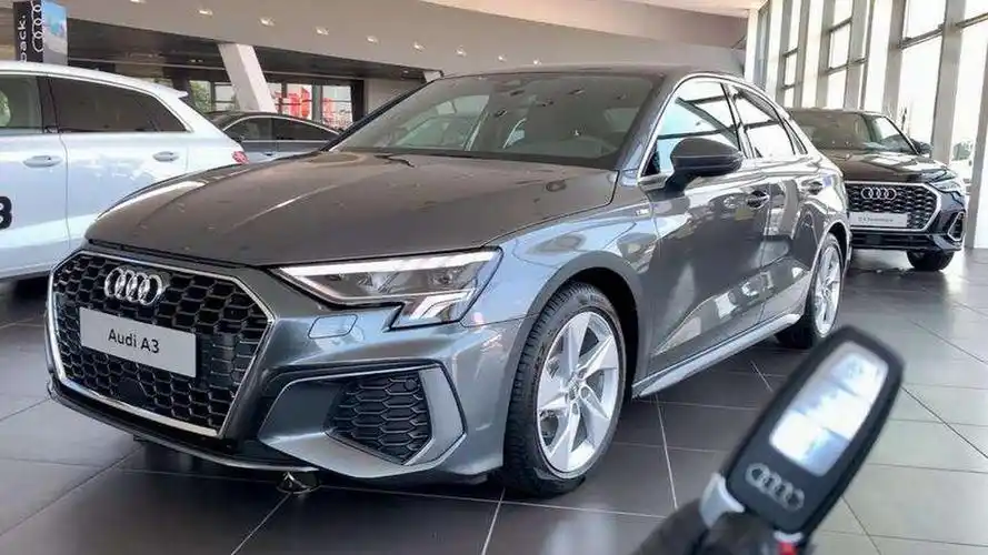 2020款奥迪a3到店实拍,全面了解外观和内饰,给个不买的理由!