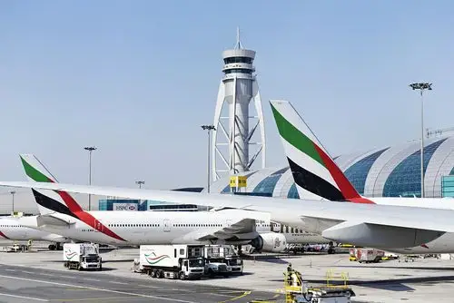 原创一个小国家竟然建成世界上最大机场航站楼有钱人就是任性