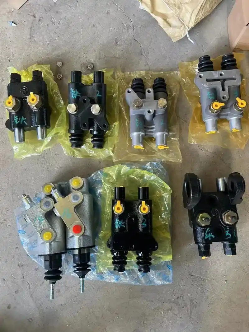 拖拉机配件批发,福田雷沃,东风,东方红一拖,沃德奥龙,迪尔宁 - 抖音