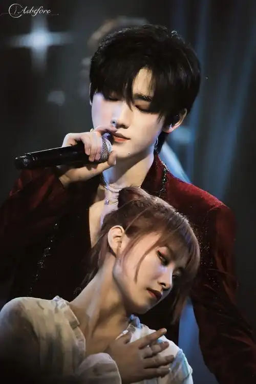 少年onfire##宋亚轩为你我受冷风吹舞台