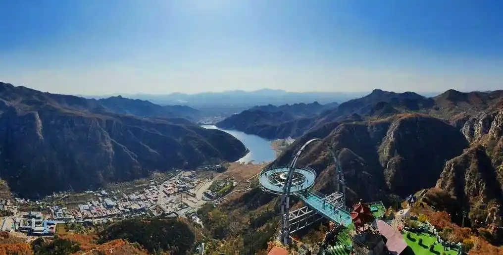 平谷周边自驾游攻略 这条线路沿途风光奇特秀美,道路迂回曲折,沿路