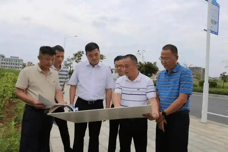 陈哲江调研项目建设强调以高水平项目建设推动新兴县经济高质量发展