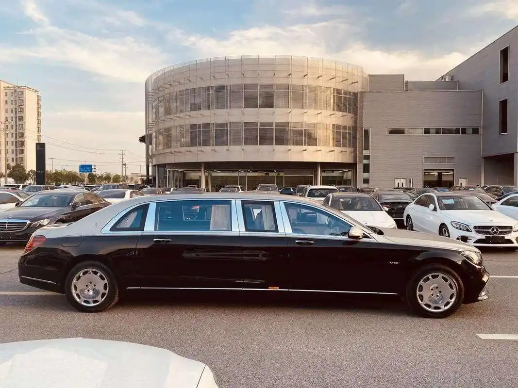 迈巴赫600加长版超大空间尽享高端奢华