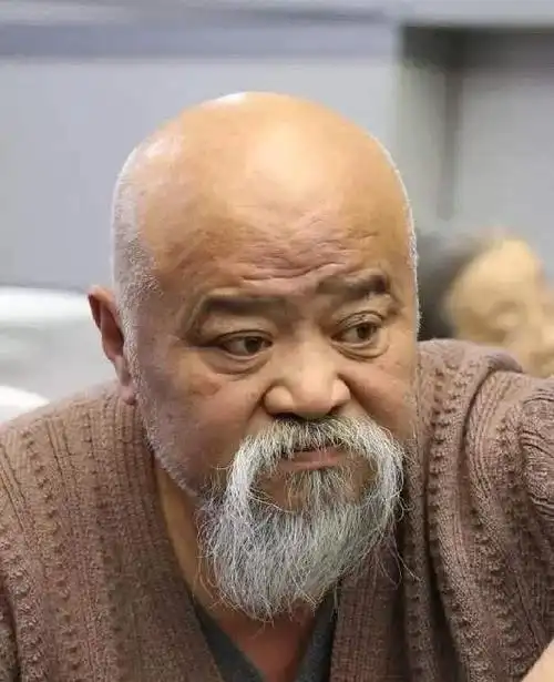 街头歌手李琦个人资料