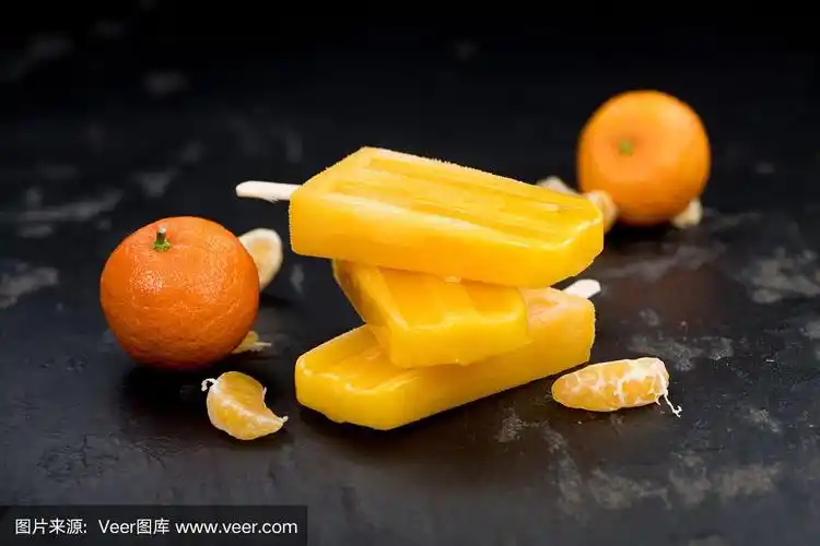 橘子冰棒(特写镜头;选择性聚焦)