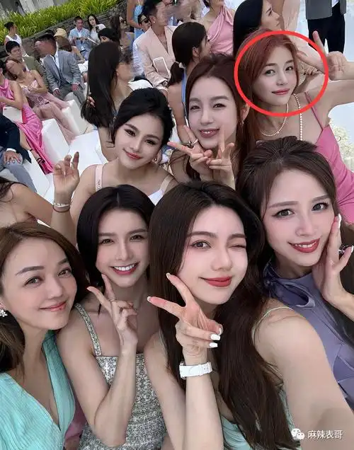 潘玮柏婚都结了,怎么还和老婆避嫌啊?-腾讯新闻