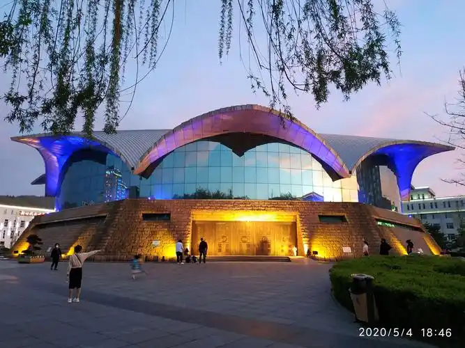 高句丽博物馆是历史的遗迹,馆内陈列着1400年前的文物.