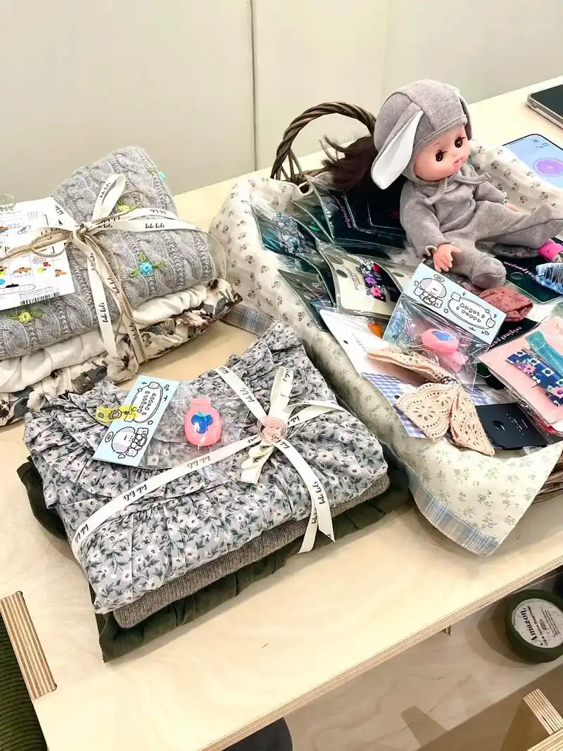 她家卖衣服也太会打包了8661575157515.