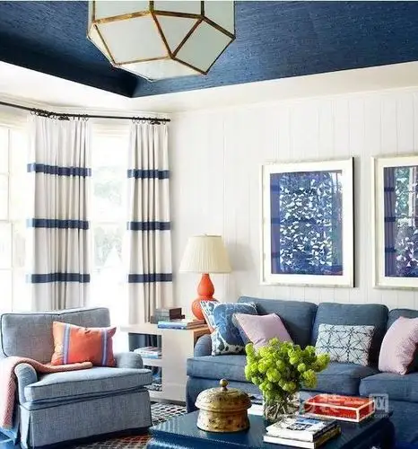 沙发窗帘搭配设计