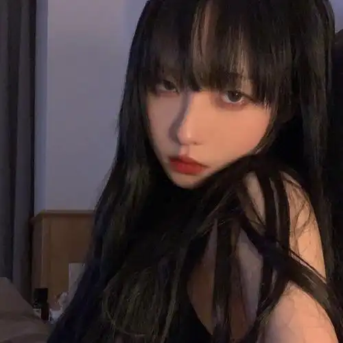 求这种又纯又欲的女生头像