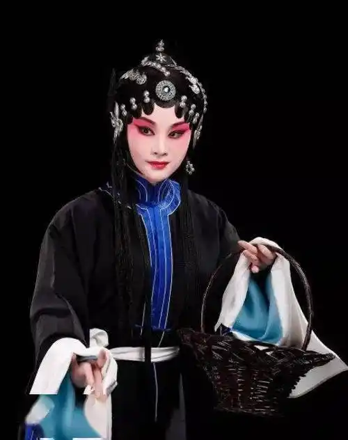 惊呆了戏曲的头饰太美了