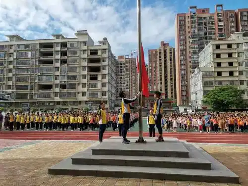 榕城区东兴中学安全道德建设剪影