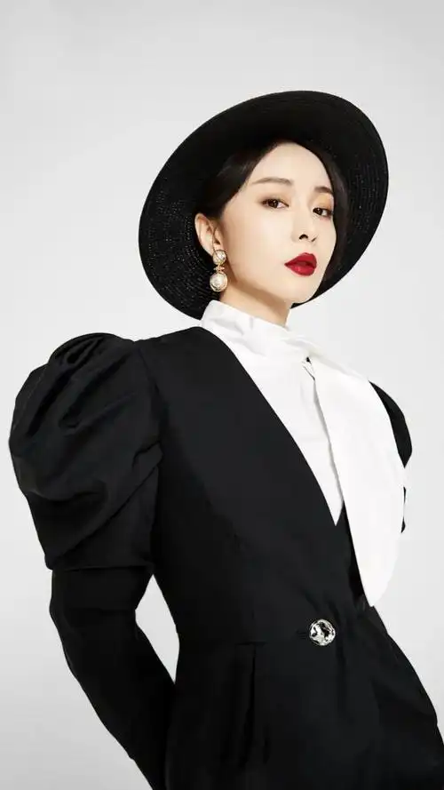 高叶高清写真1_网易订阅